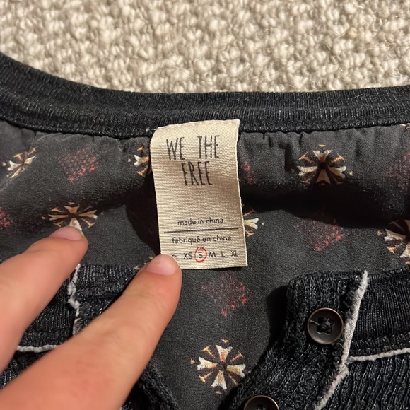 We the free long sleeve with patch sleeves - Picture 2 of 2